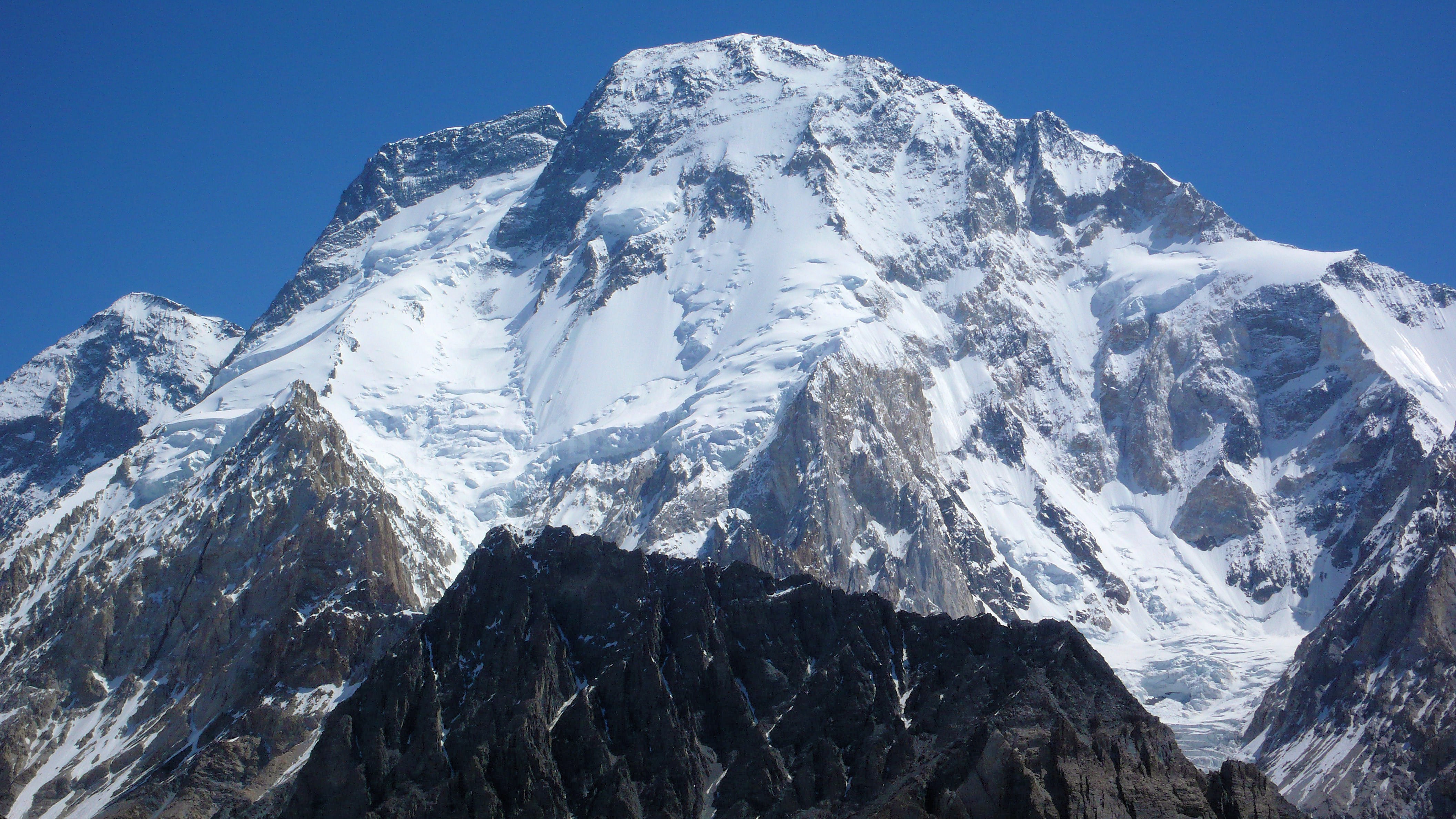 BROAD PEAK (8047m)